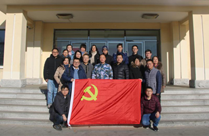 到花場峪抗日紀念館學習